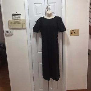 Who what wear Black Angle Smocked Knit Dress